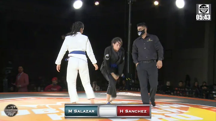 Submission Hunter Pro 62 Monica Salazar vs Heather...