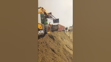 j c b Telehandler machine send material unloading work #hindisong #automobile #youtube video viral..
