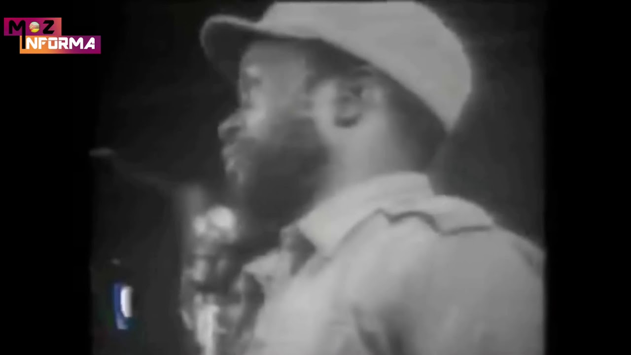 Independência de Moçambique em 25 de Junho de 1975 por Samora Machel