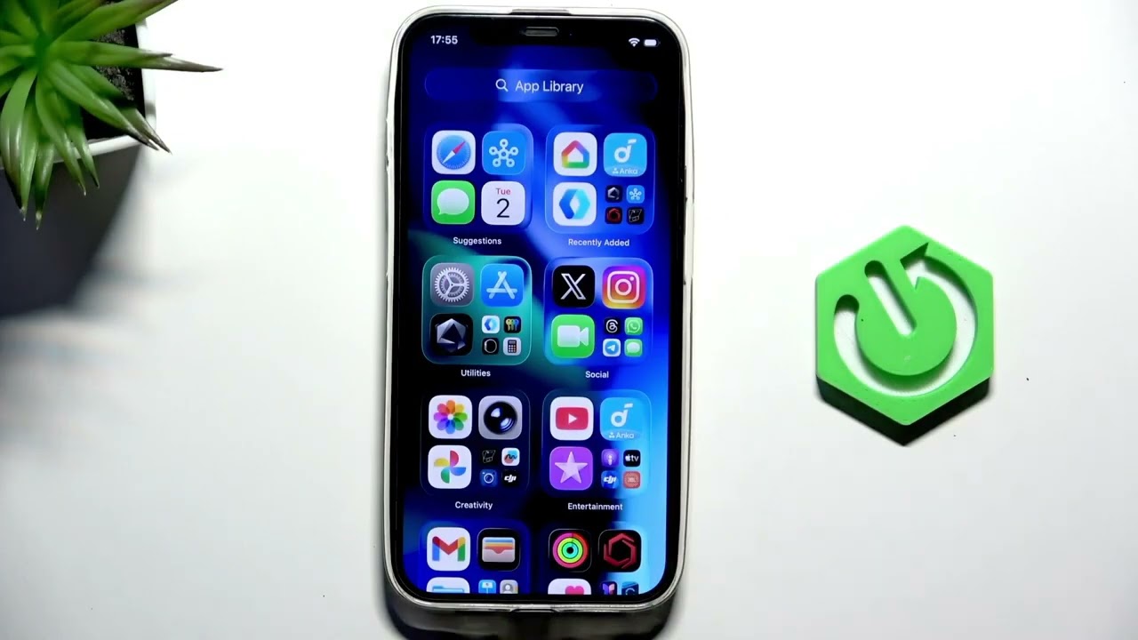 iPhone 12 - バッテリー残量（％）が表示されない時の解決法 - YouTube
