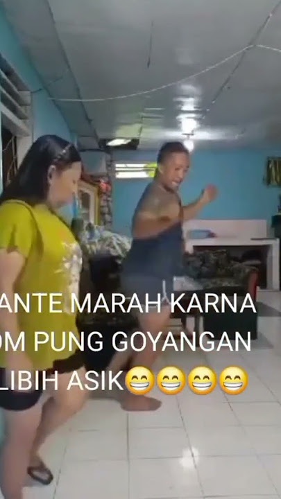 Tantenya kalah lincah dari omnya  makanya ngamuk sih Tante 🤭😀 #subscribe #vidio #fyp #lucu #hiburan