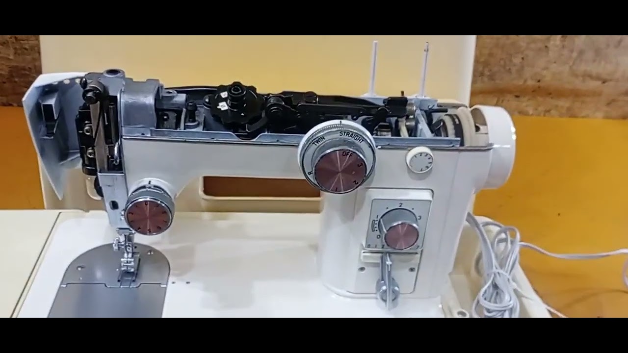 ミシン ジャノメ JANOME MODEL 802 カム有り ケース有り 通電して 