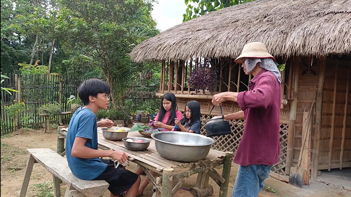 A Filipino family new year celebration in the Philippine province