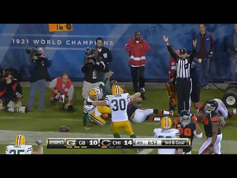 aaron-rodgers-3-yard-touchdown-run-vs-bears(week-3-2010)