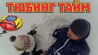 Катание на тюбинге из леса на реку [tubing]