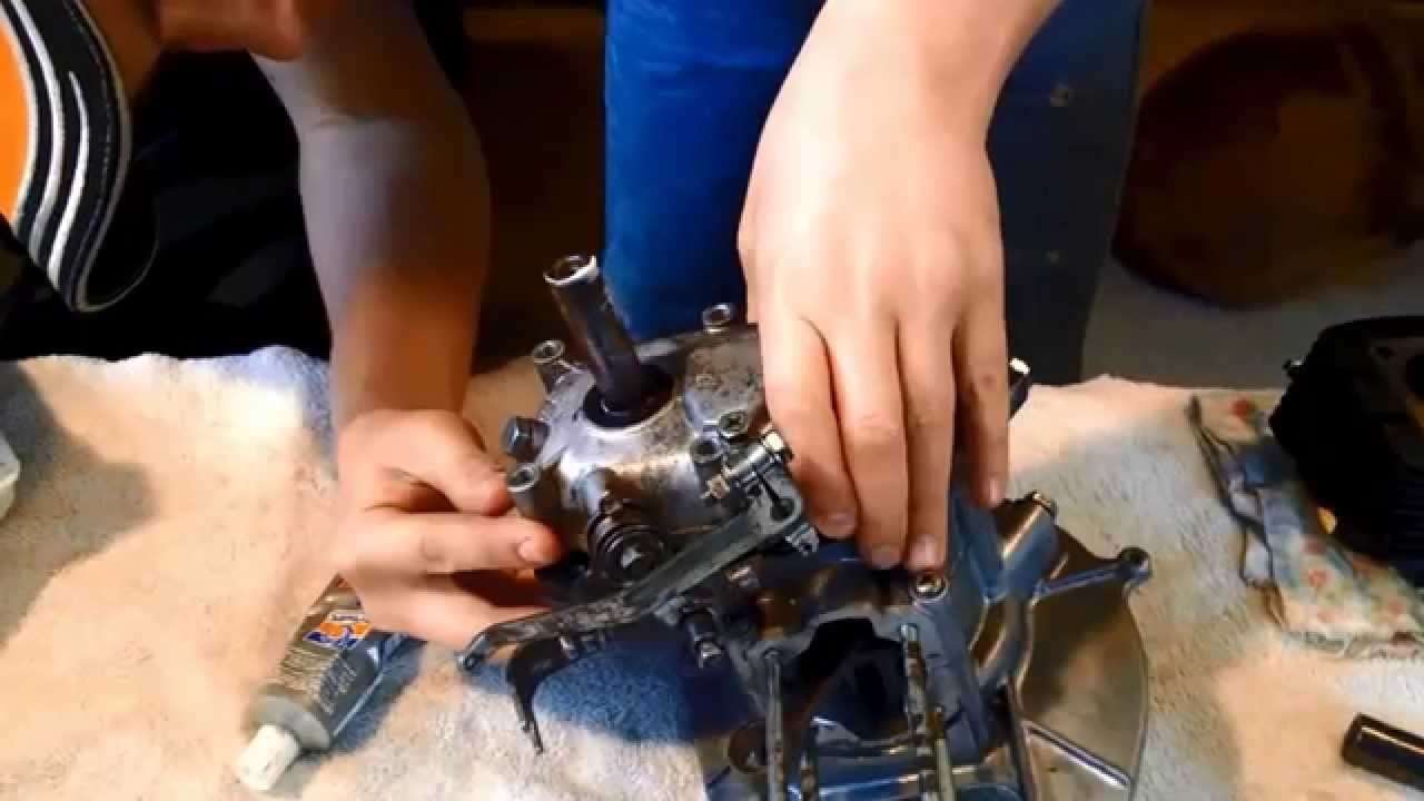 How to rebuild an Arctic Cat Kitty Cat 60cc Suzuki Engine YouTube