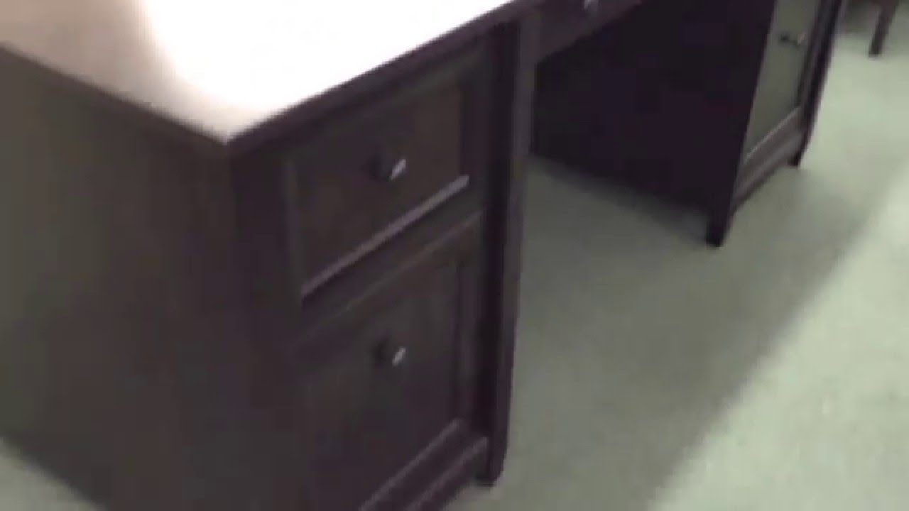 Sauder Shoal Creek Executive Desk You Sauder Shoal Creek Executive Desk