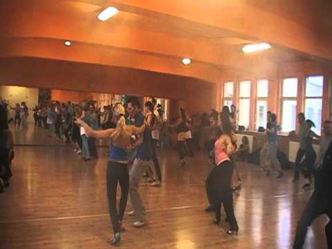 Show Style Cuban Salsa Reaggeton - YouTube