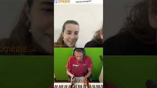 Faire croire à deux filles que je suis débutant au piano😂 #zoenpiano #piano #omegle #prank