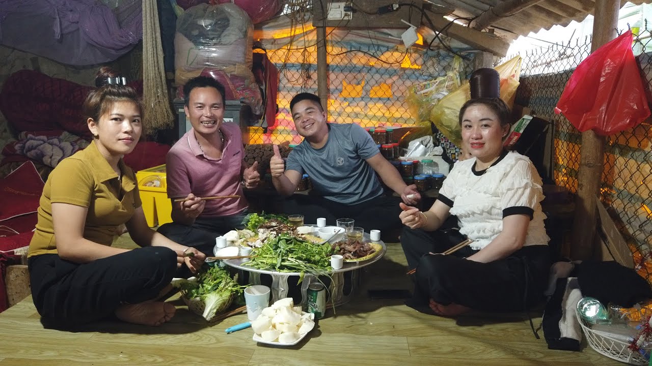 С Новым годом, дядя Ань и его жена! Новый год на Северо-Западе! — Northwest Rhythm of Life