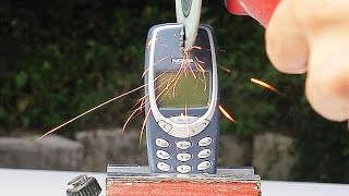 NOKIA 3310 VS SAW