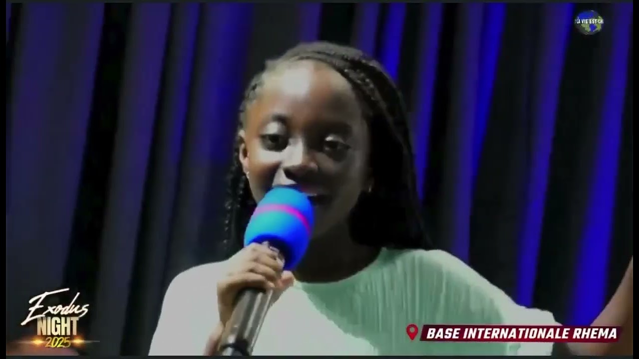 Cette fillette nous a fait pleurer à la nuit de la traversée … Regardez vous même...