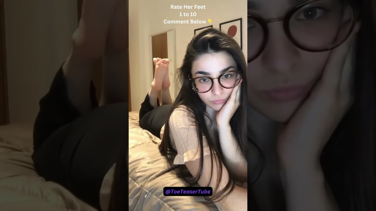 👣 Brunette with Glasses Wiggling Toes in "The Pose" - Meaty Crossed Soles! 💅✨