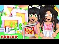 My *REAL SISTER* MOVED To ADOPT ME! 🤗 Roblox FIRST DAY