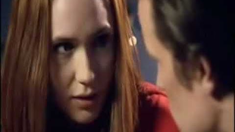 The Doctor and Amy Take it off