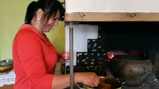 картинка: Дождь не помеха: готовим борщ и сыр, гуляем с животными! Отвечаем на ваши вопросы