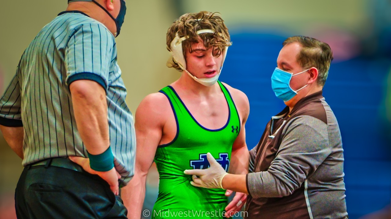 152 – Jack Shelvin {G} of Niles Notre Dame IL vs. Umar Mukhetdinov {R} of Mundelein Carmel IL