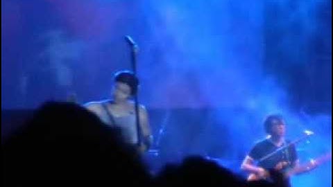 konser djarum coklat GIGI jogja.flv