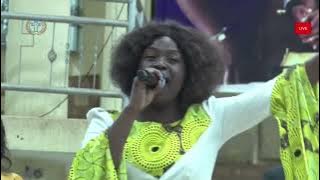 Tracy shabach-Yenda live performance