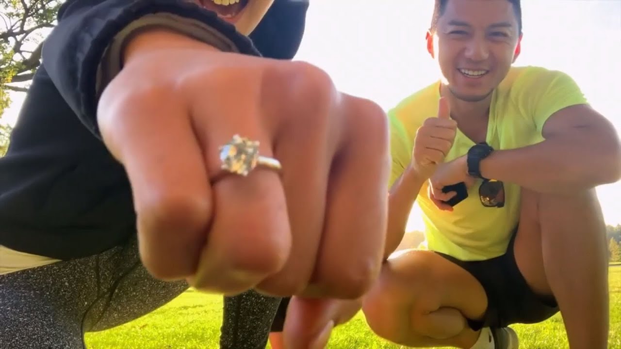 袁偉豪公開求婚短片張寶兒大方曬鑽戒 陳山聰自爆是軍師?!