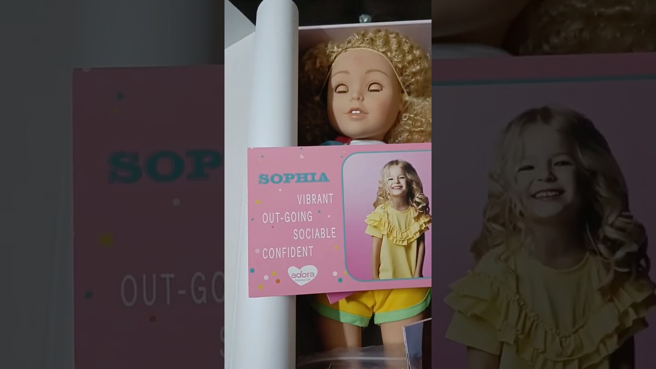 Unboxing Adora Sophia Amazing Girl Doll 
