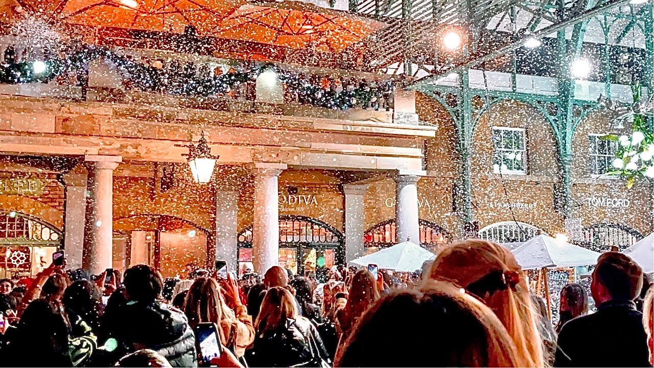 London Christmas lights 2021 Covent Garden Christmas tree & Snowfall