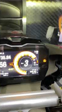 DUCATI V4  TOPSPEED 407 km/h 300 km/h de 3 marcha  vandao 407