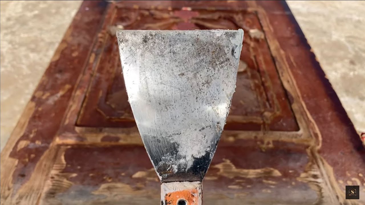 تحويل دهان باب خشب قديم من دهان استر الى دهان دوكو , والنتيجة ابداع