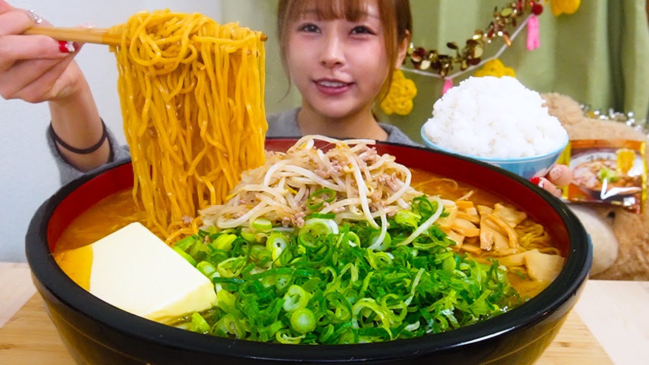 【大食い】すみれの味噌ラーメン8人前