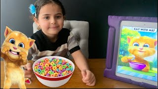 Rena Helps And Feeds Talking Ginger Talking Cat