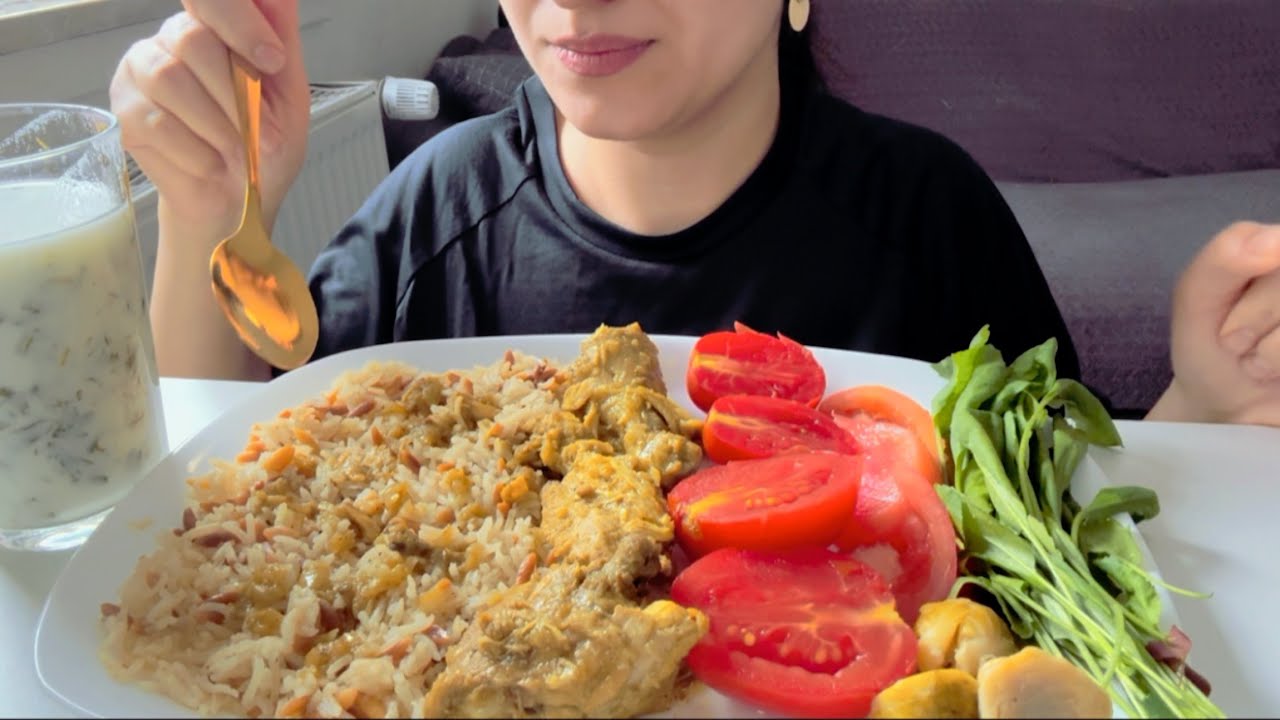 #mukbang #asmr rice, roasted chicken and salad