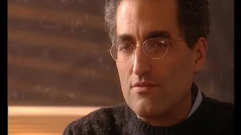 Edward Witten explains The String Theory (2000)