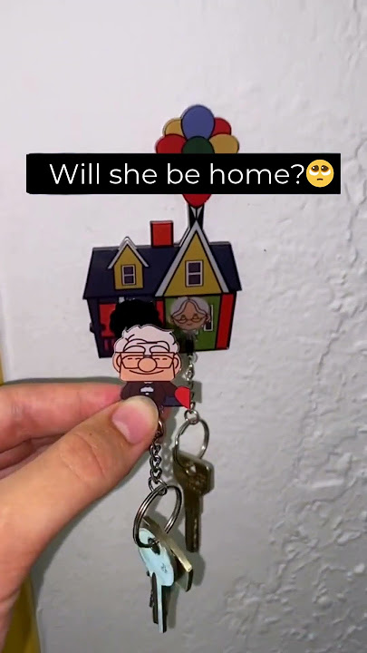 When words failed… this tiny gift spoke for them 💬🔑