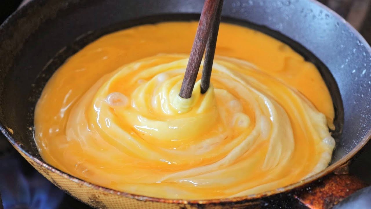 Как приготовить омлет с рисом - тайваньская уличная еда (омлет торнадо / омурис)