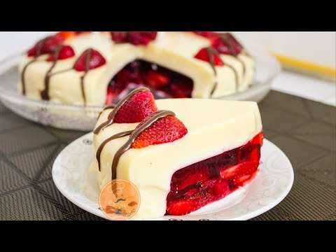 Gelatina de Leche Condensada Rellena de Frutos Rojos