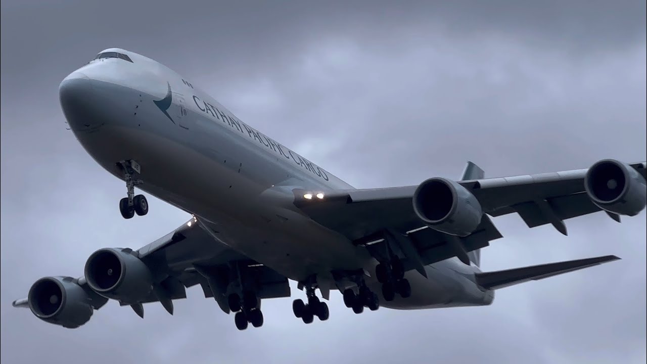 Windy Landings during Storm Isha at London Heathrow Airport(LHR) - YouTube