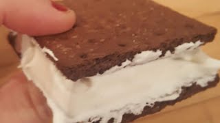 Mock Ice Cream Sandwich 80 Calories 2 Ww Smartpoints Ww Planning Us Healthy