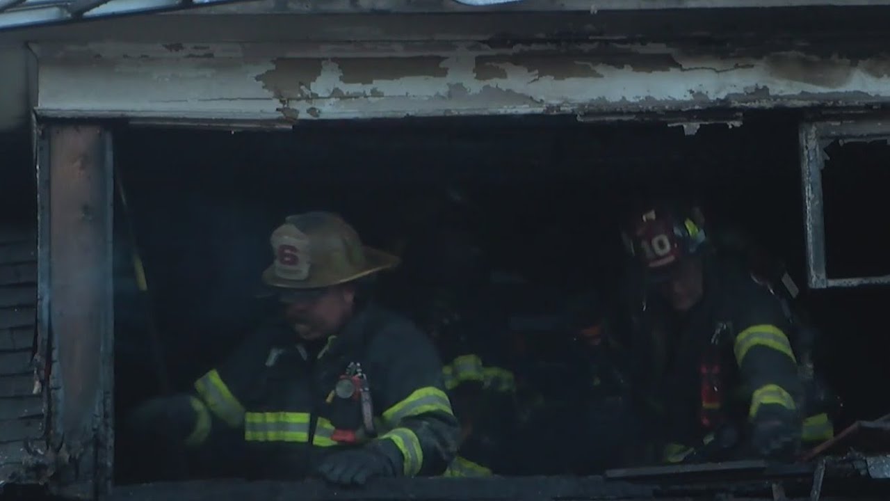 Emergency crews called to house fire on Weyl Street in Rochester - YouTube