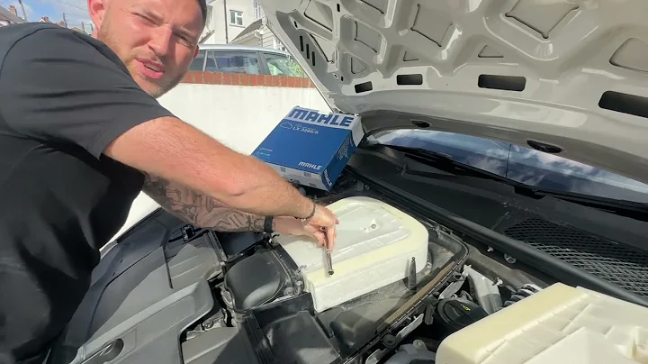 How to change air filter on Porsche Cayenne Turbo S 4.0 V8 engine EA825 (9y0 2018-2025)