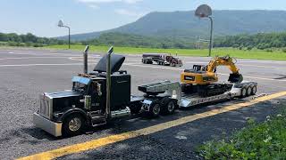 Tamiya RC truck 1:14 scale . Lowboy RC4WD trailer 