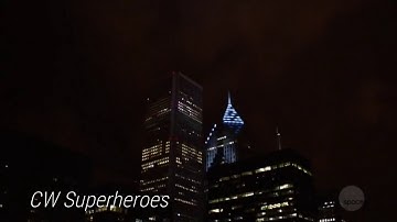 Arrow 7x09 "Elseworlds" | Welcome To Gotham City!