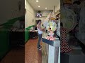 Bar español/chino. www. es – arte urbano, Francisco de Pájaro, urban art clip