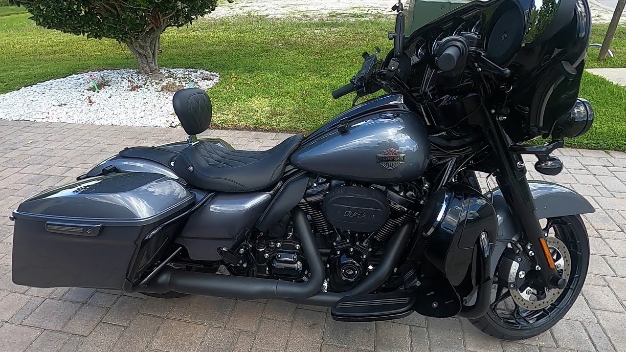 2021 Street Glide Special gets CIRO3D Frame Mounted Highway Pegs and a