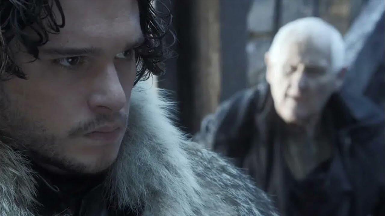 El maestre Aemon Targaryen habla con Jon Snow, versión libros de