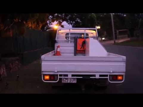 Energex Contractor Lineman Mitsubishi Canter Truck - Beacons