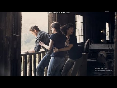 The Shrine (2010) - Chase Scene