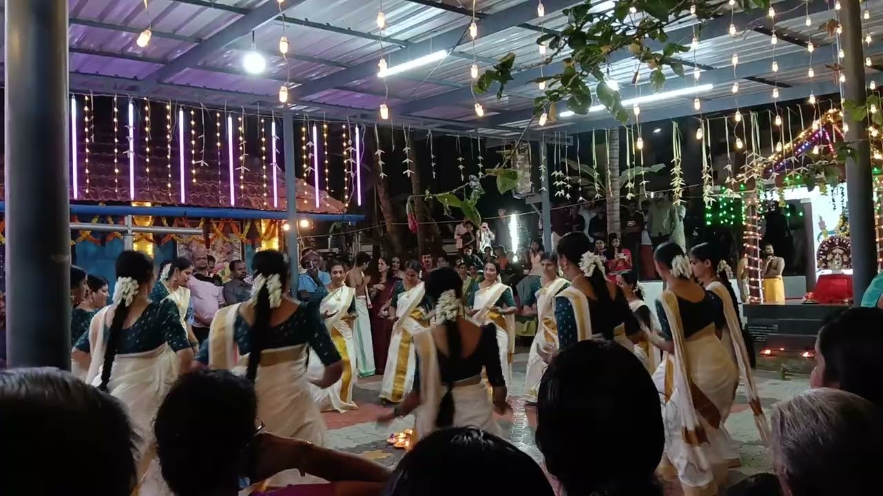 Dhanumasathil thiruvathira / vidyo song / @paarusss vlogs /