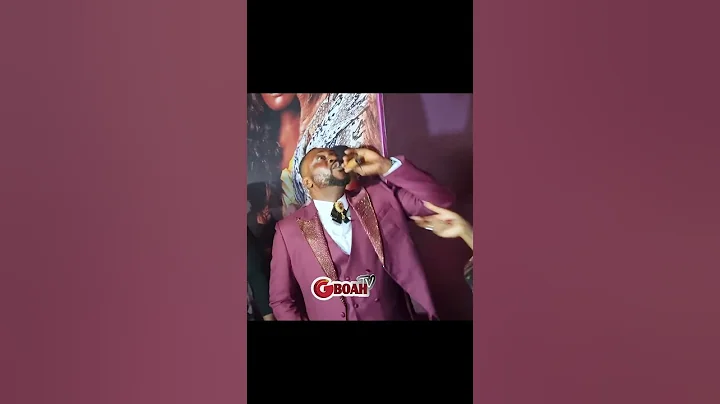 Papaya Gave Odunlade Adekola a Big Cigar To Smoke at GINGERR Movie