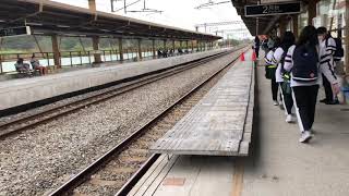 1238次700型阿福號區間車往基隆進入三姓橋站