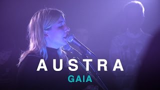 Смотреть клип Austra - Gaia